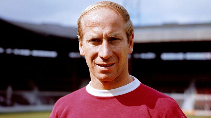 Bobby Charlton là cầu thủ huyền thoại MU vĩ đại nhất mọi thời đại