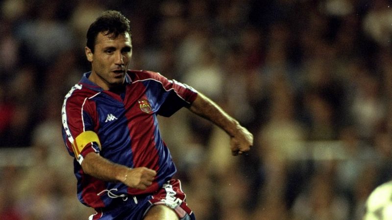 Hristo Stoichkov trong màu áo đội bóng xứ Catalunya